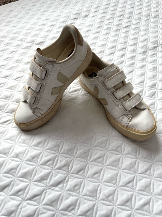 Veja Shoes - Veja Recife Logo Leather White Natural Velcro Strap Sneakers Size 8